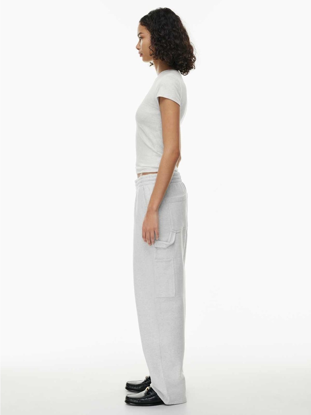 Cozy Fleece Mega Utility™ Sweatpant
Oversized utility fleece sweatpants in white